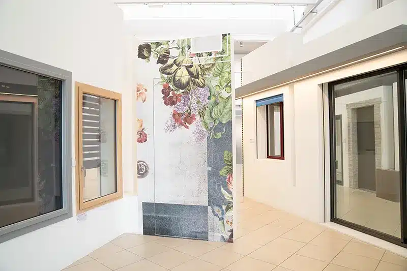 showroom-con-porte-di-design